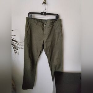 Sisley Mens Chino Pants In Green Business Casual Workwear